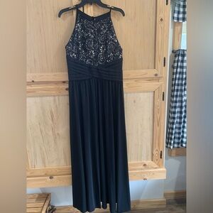 R & M Richards black lace front wedding prom formal dress size 14